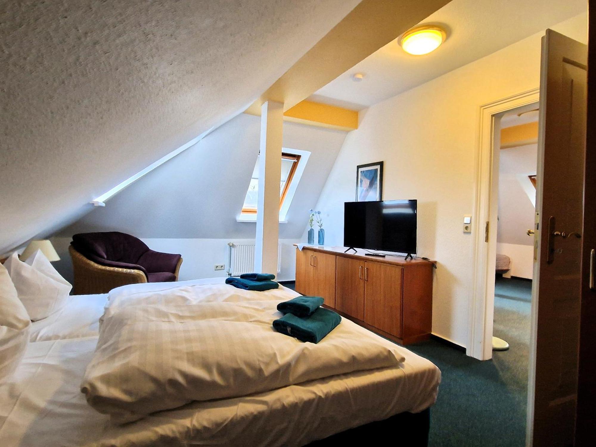 Hotel Faehrhaus Niederkleveez Boßdorf Dış mekan fotoğraf