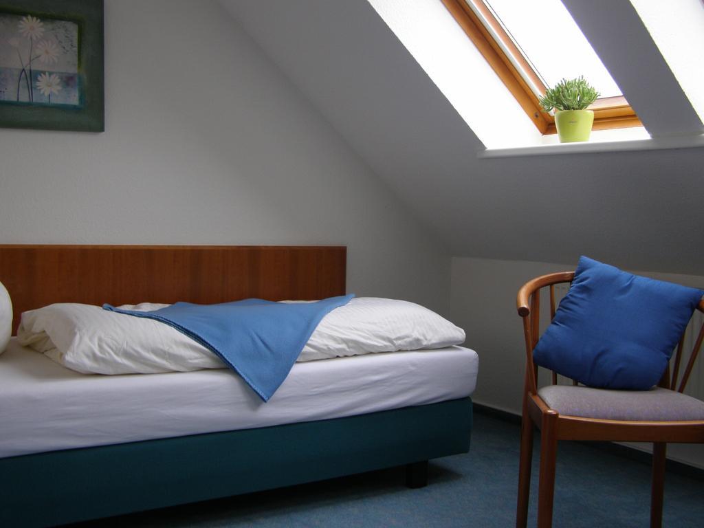 Hotel Faehrhaus Niederkleveez Boßdorf Oda fotoğraf
